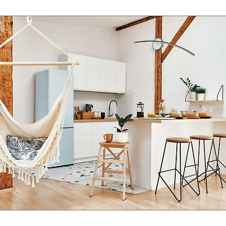 Sunny Apartment At The Heart Of Old Town Krasków Exterior foto